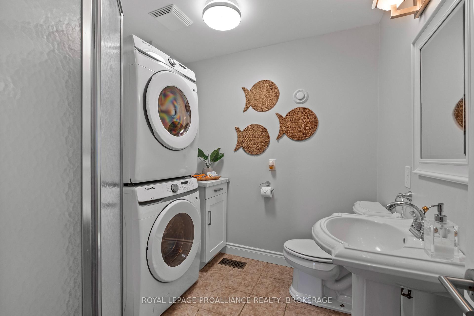 Photo 11 of 2749 Lakefield Drive, Frontenac, Frontenac South — HOMEH