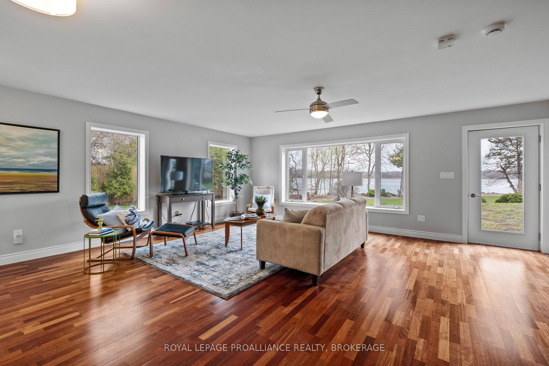 Photo 13 of 2749 Lakefield Drive, Frontenac, Frontenac South — HOMEH