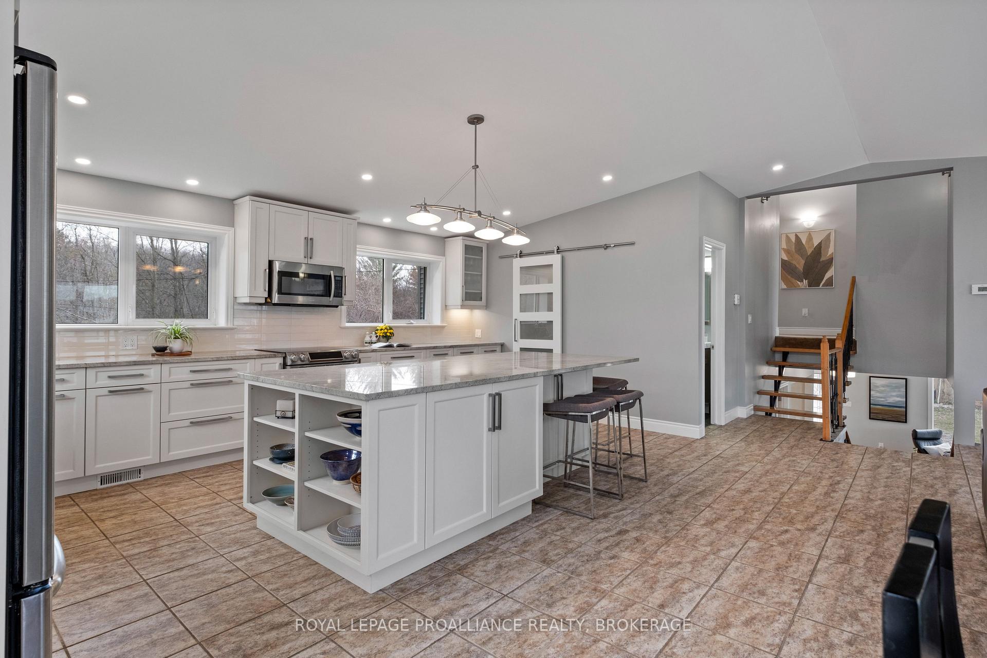 Photo 19 of 2749 Lakefield Drive, Frontenac, Frontenac South — HOMEH