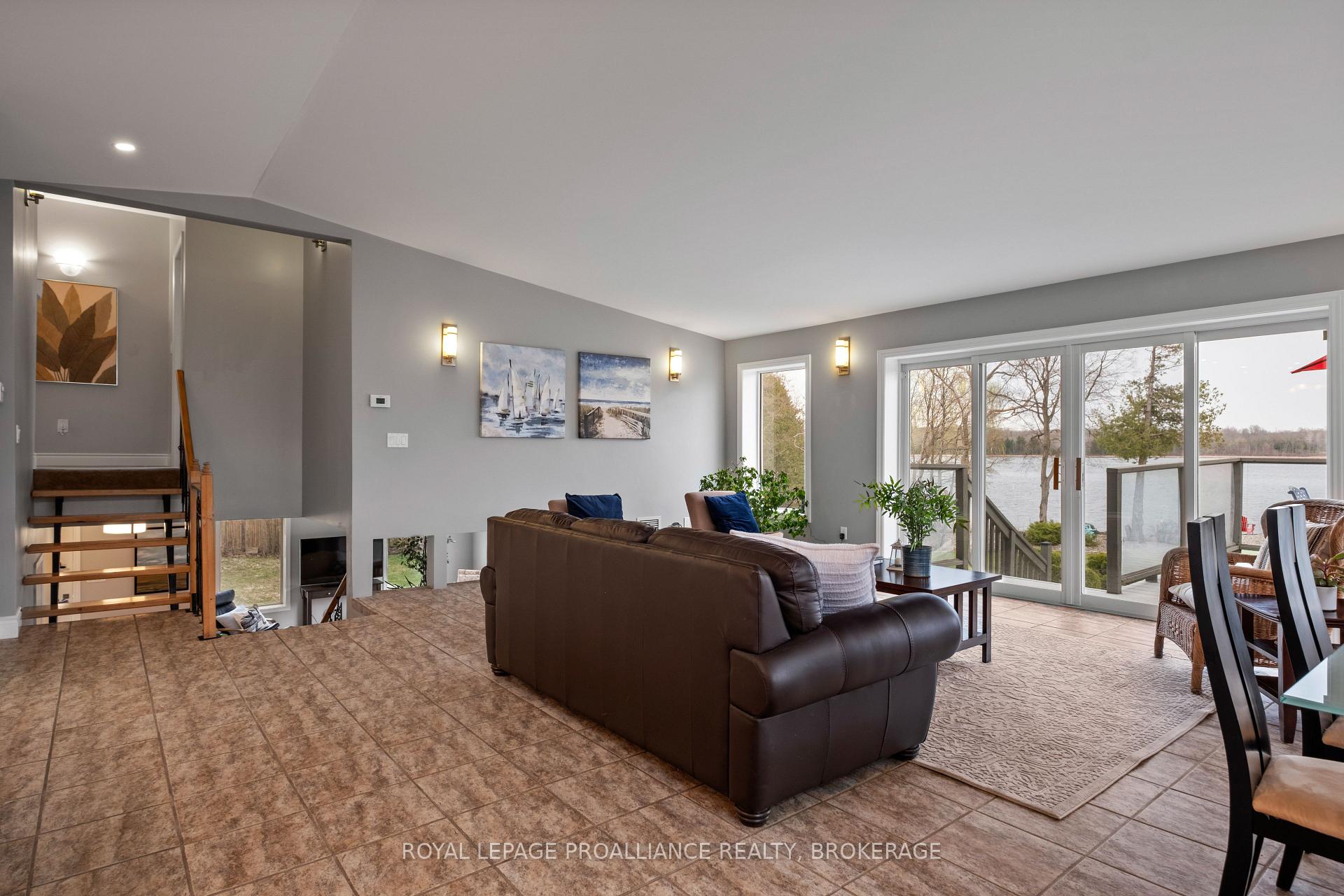 Photo 24 of 2749 Lakefield Drive, Frontenac, Frontenac South — HOMEH