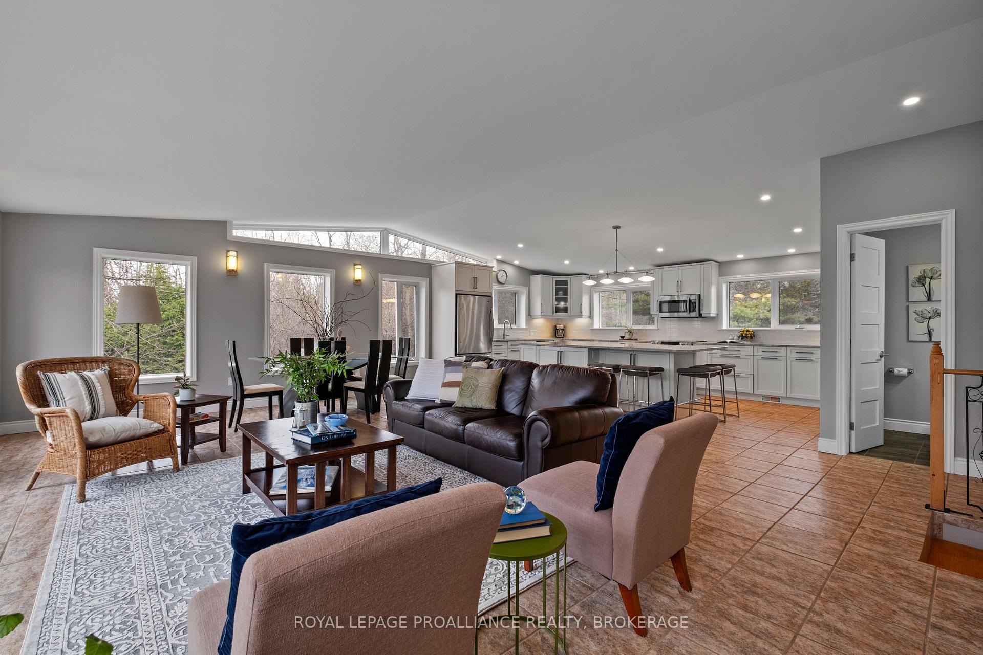 Photo 25 of 2749 Lakefield Drive, Frontenac, Frontenac South — HOMEH