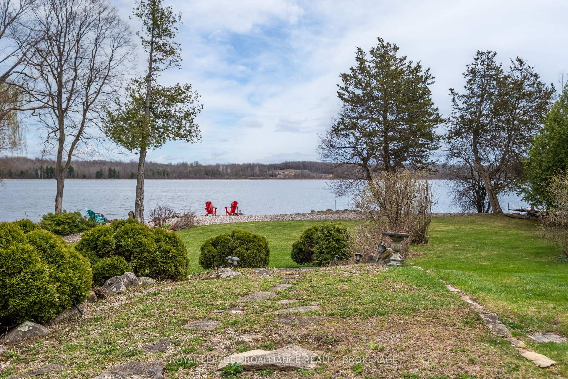 Photo 43 of 2749 Lakefield Drive, Frontenac, Frontenac South — HOMEH