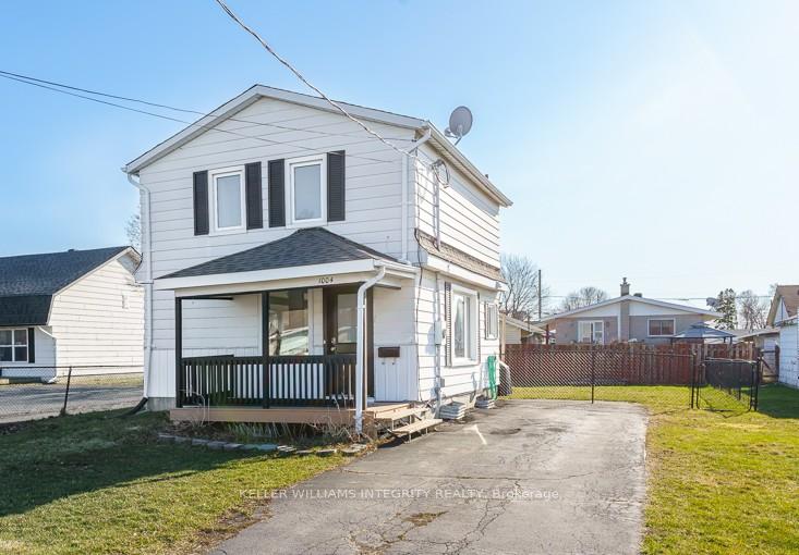 Photo 1 of 1004 Grand Avenue, Cornwall — HOMEH