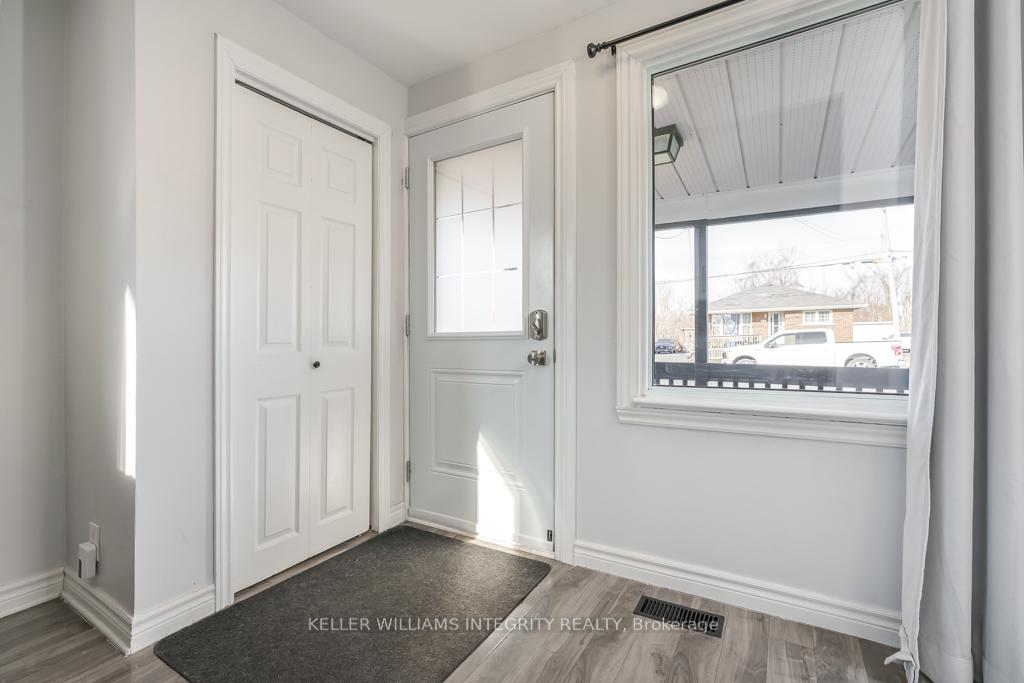 Photo 7 of 1004 Grand Avenue, Cornwall — HOMEH