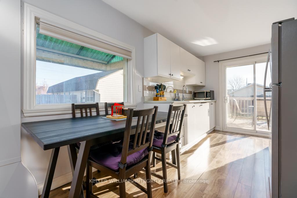 Photo 10 of 1004 Grand Avenue, Cornwall — HOMEH