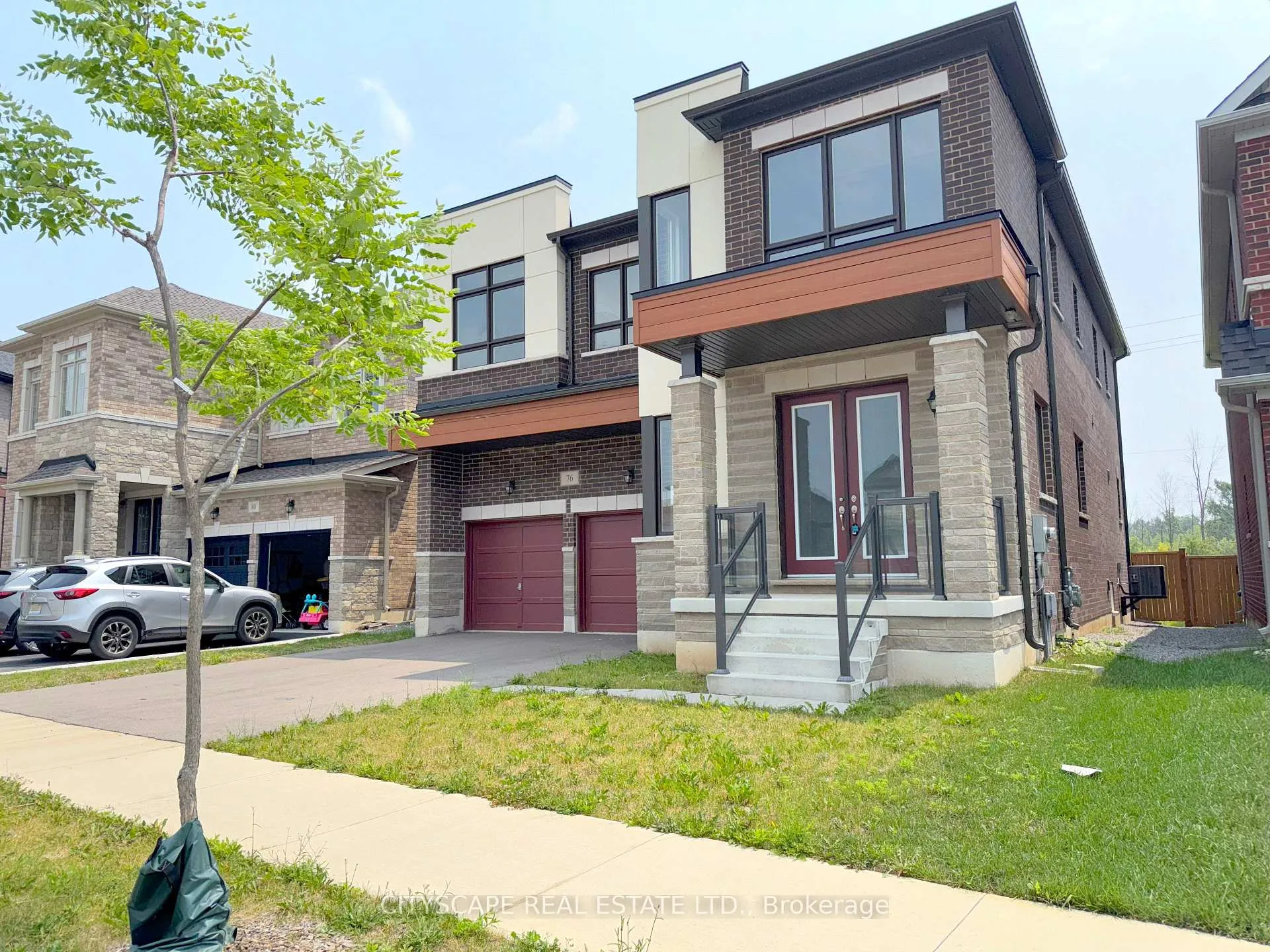 Photo 2 of 76 Elstone Place, Hamilton, Waterdown — HOMEH