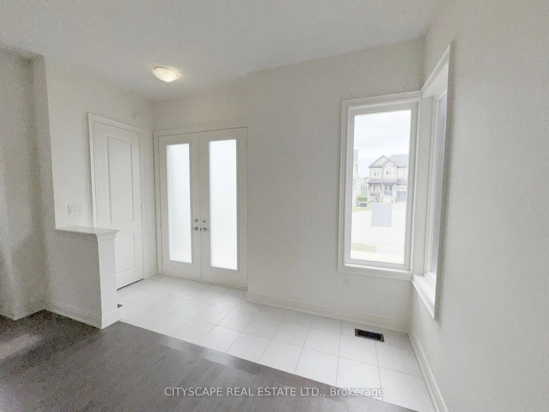 Photo 11 of 76 Elstone Place, Hamilton, Waterdown — HOMEH