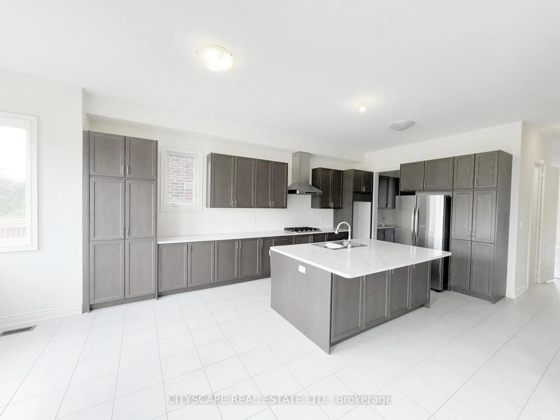 Photo 19 of 76 Elstone Place, Hamilton, Waterdown — HOMEH