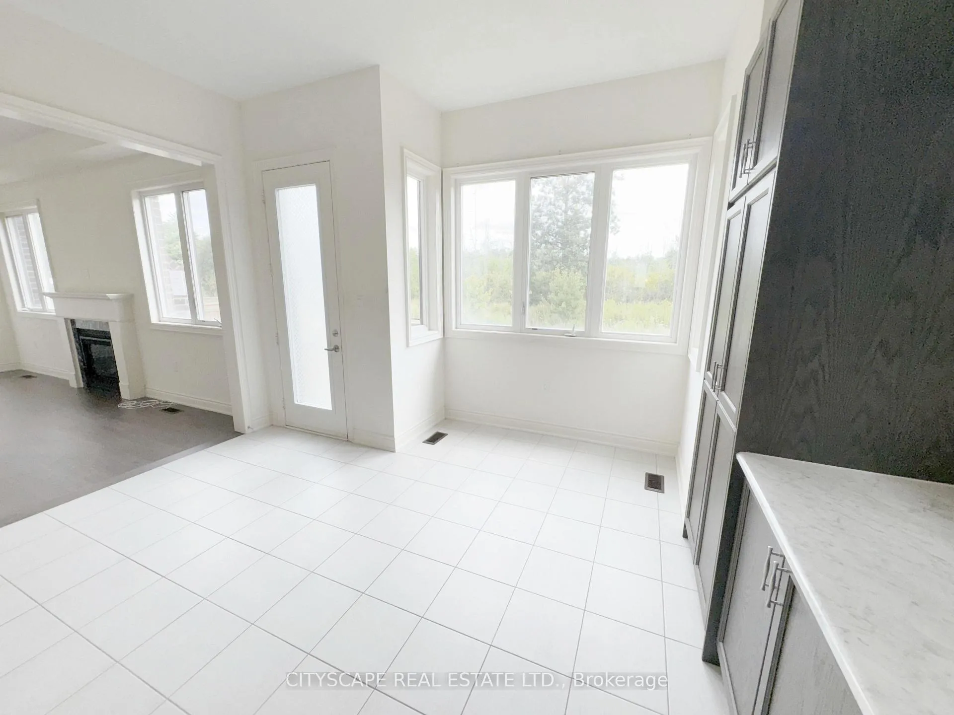 Photo 33 of 76 Elstone Place, Hamilton, Waterdown — HOMEH