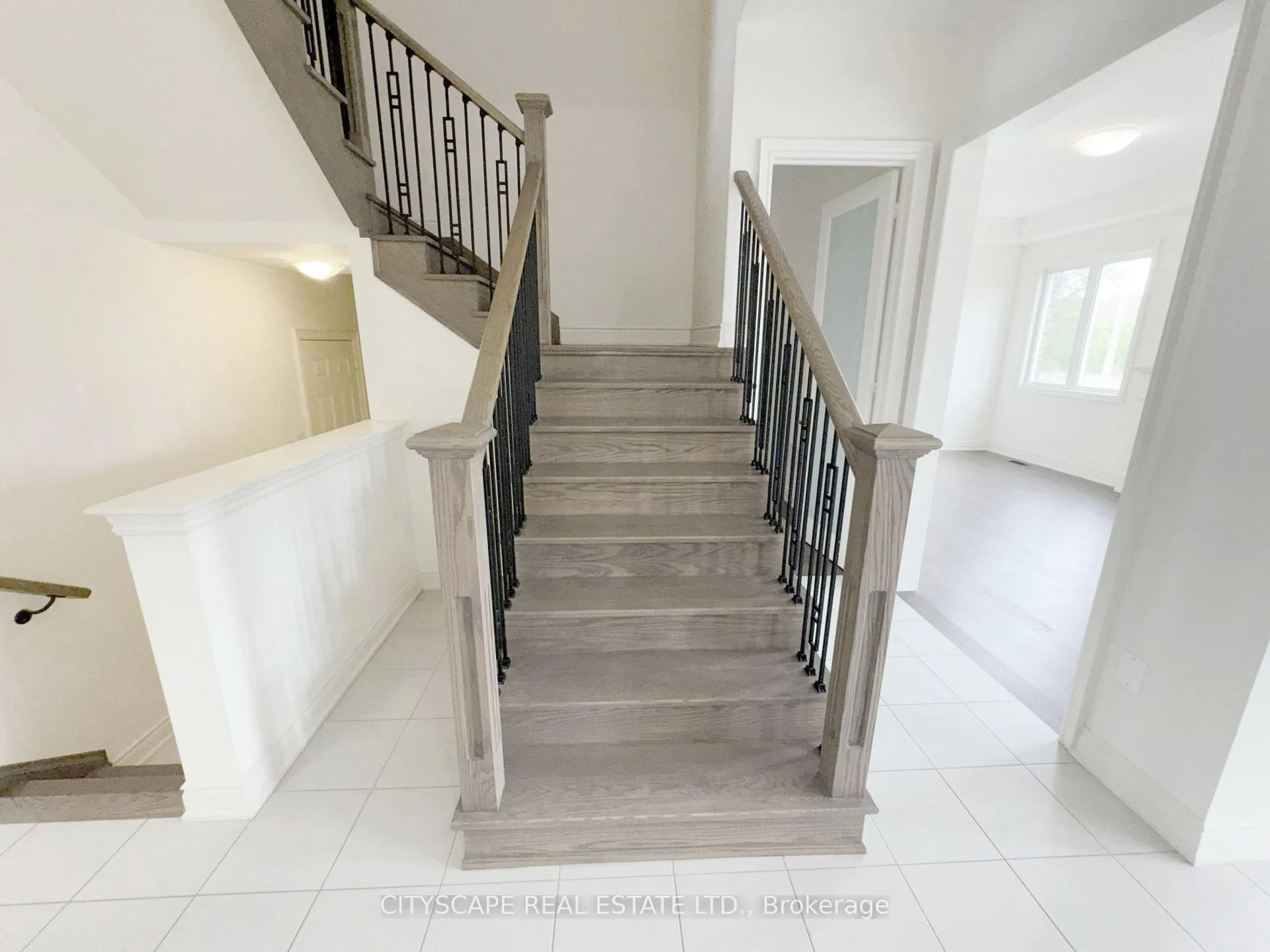 Photo 45 of 76 Elstone Place, Hamilton, Waterdown — HOMEH