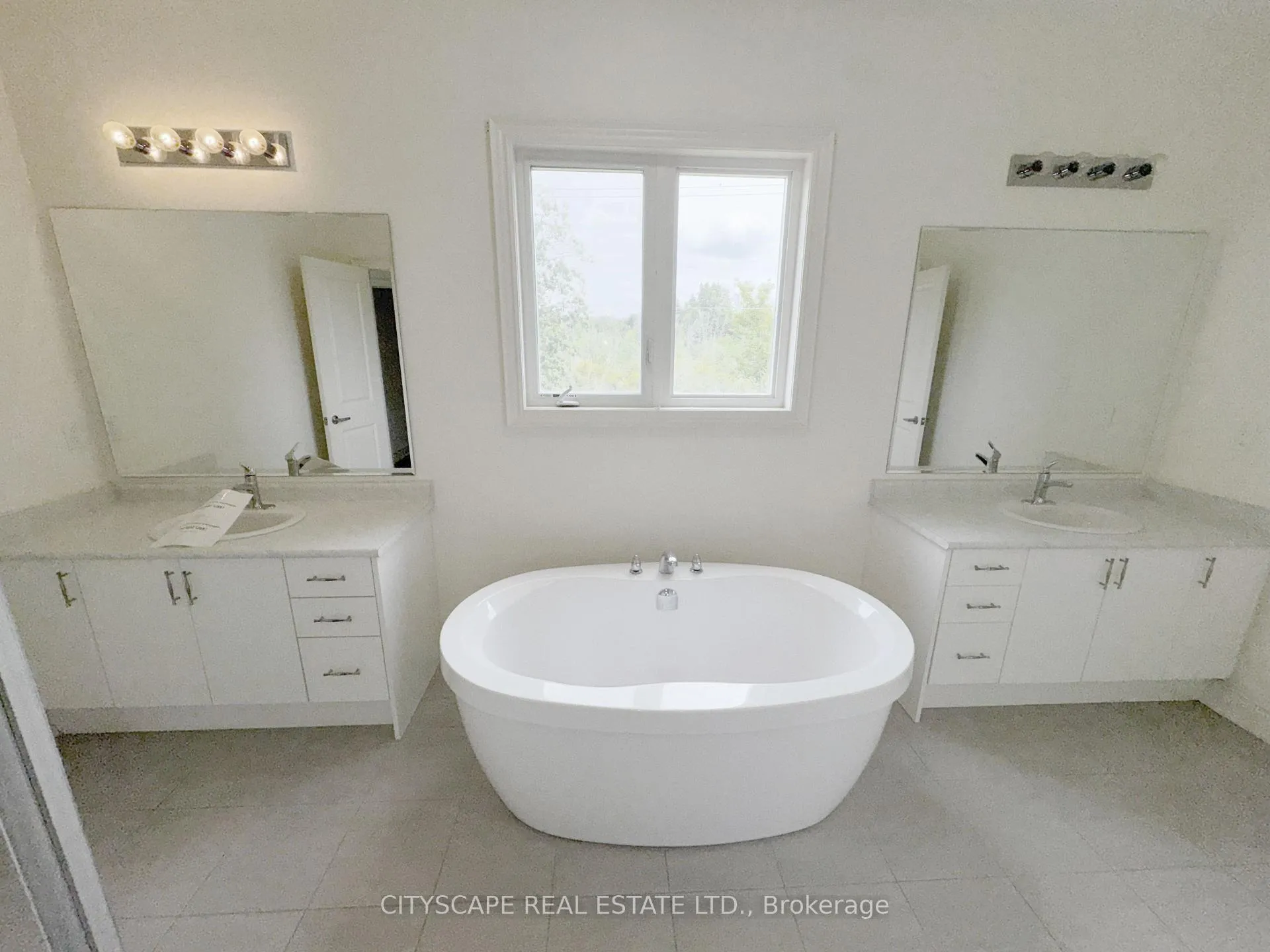 Photo 64 of 76 Elstone Place, Hamilton, Waterdown — HOMEH