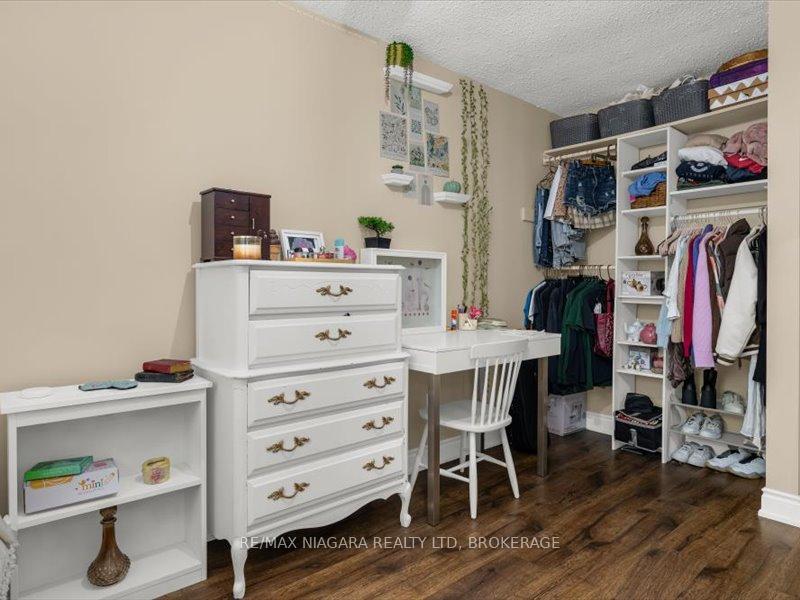 Photo 25 of 2393 Greenbank Trail S, Burlington, Brant Hills — HOMEH