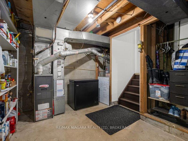 Photo 15 of 2393 Greenbank Trail S, Burlington, Brant Hills — HOMEH