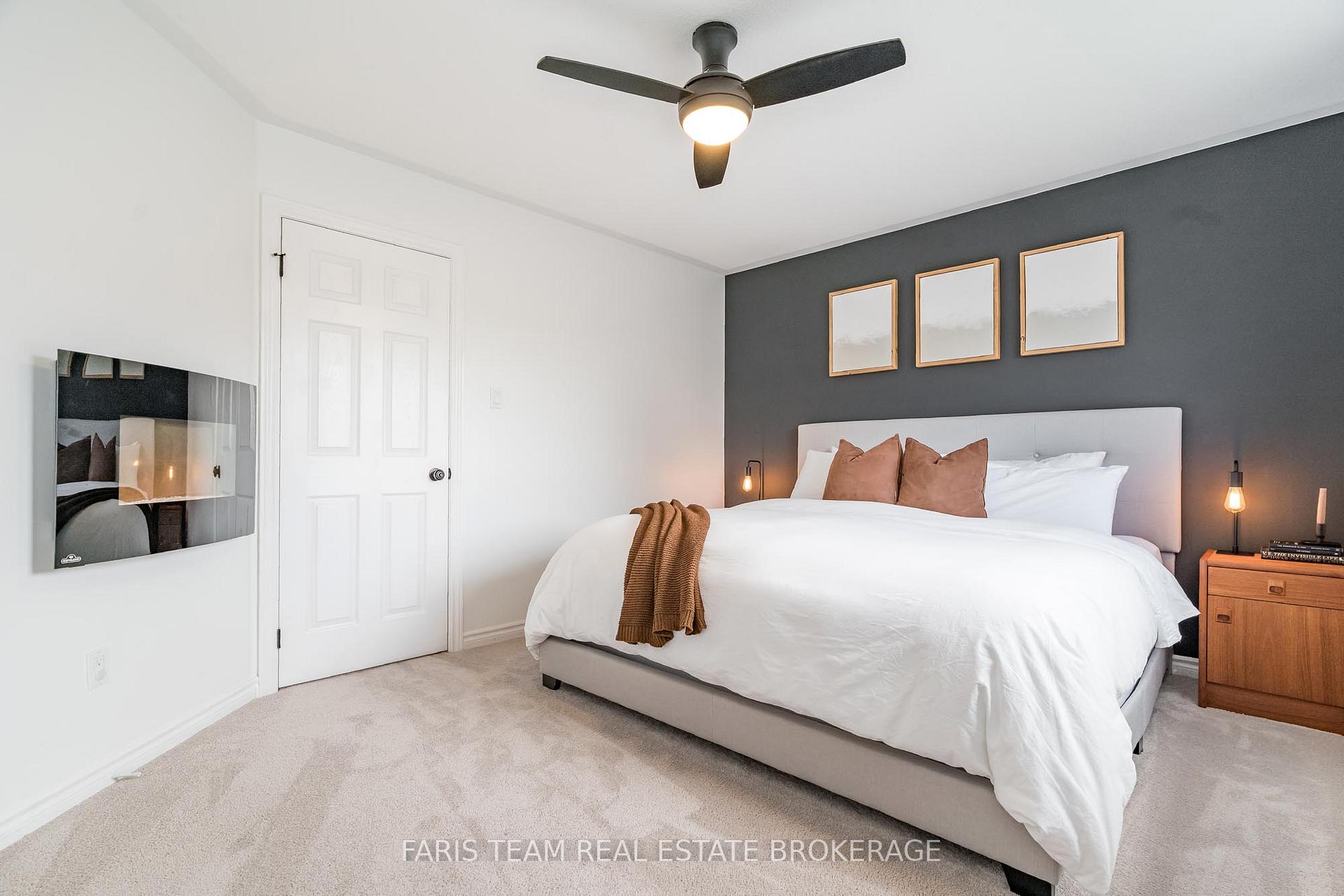 Photo 19 of 40 Brown Wood Drive, Barrie, Little Lake — HOMEH