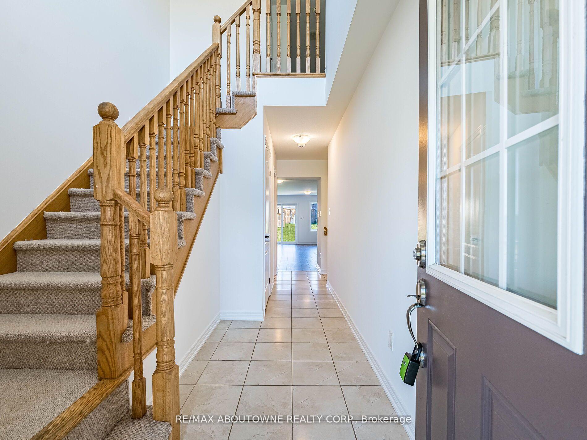 Photo 5 of 62 Skinner Drive, Guelph, Grange Road — HOMEH