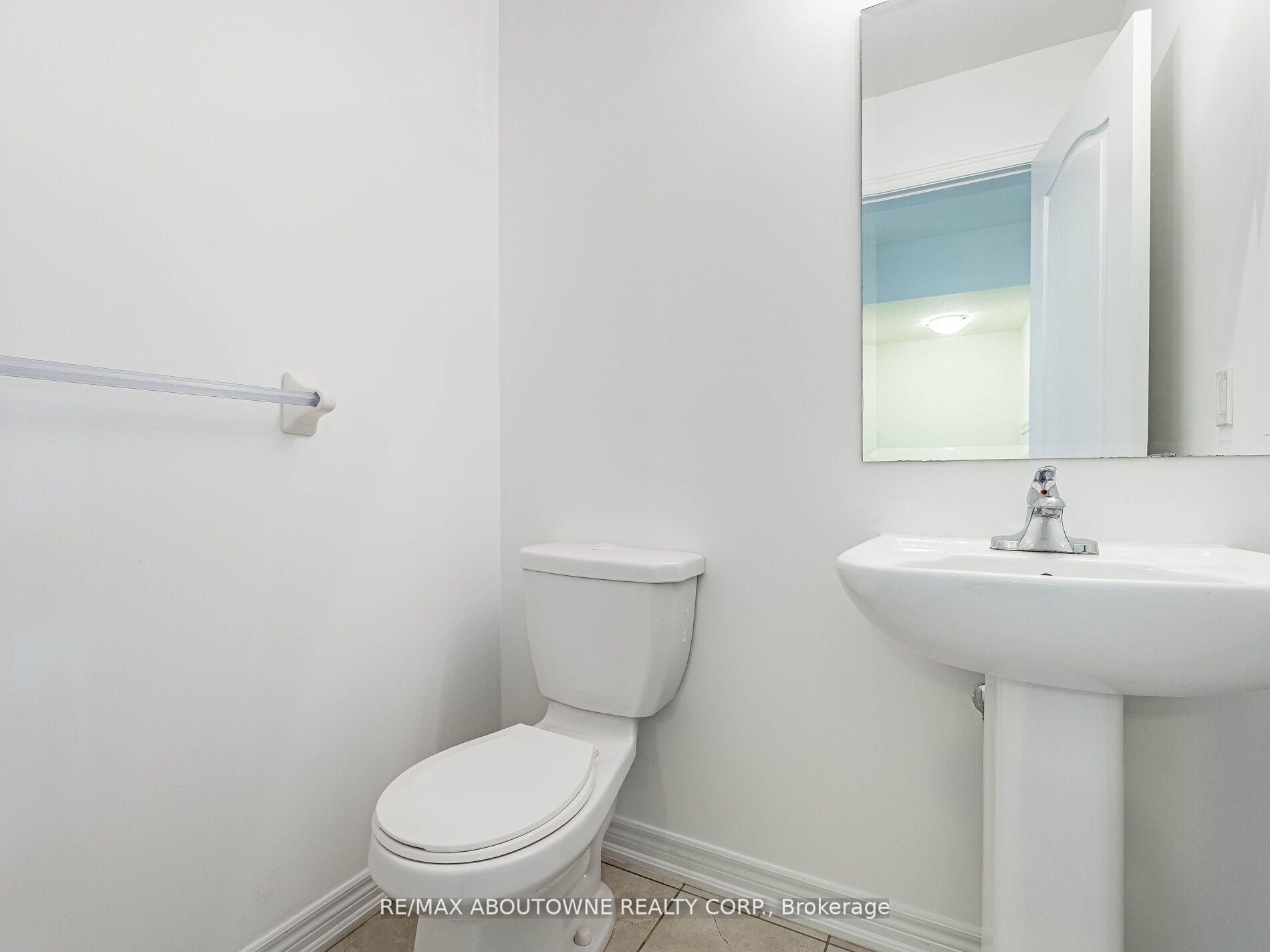 Photo 12 of 62 Skinner Drive, Guelph, Grange Road — HOMEH