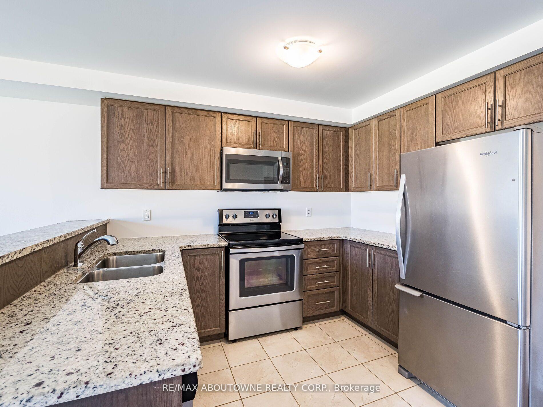 Photo 16 of 62 Skinner Drive, Guelph, Grange Road — HOMEH