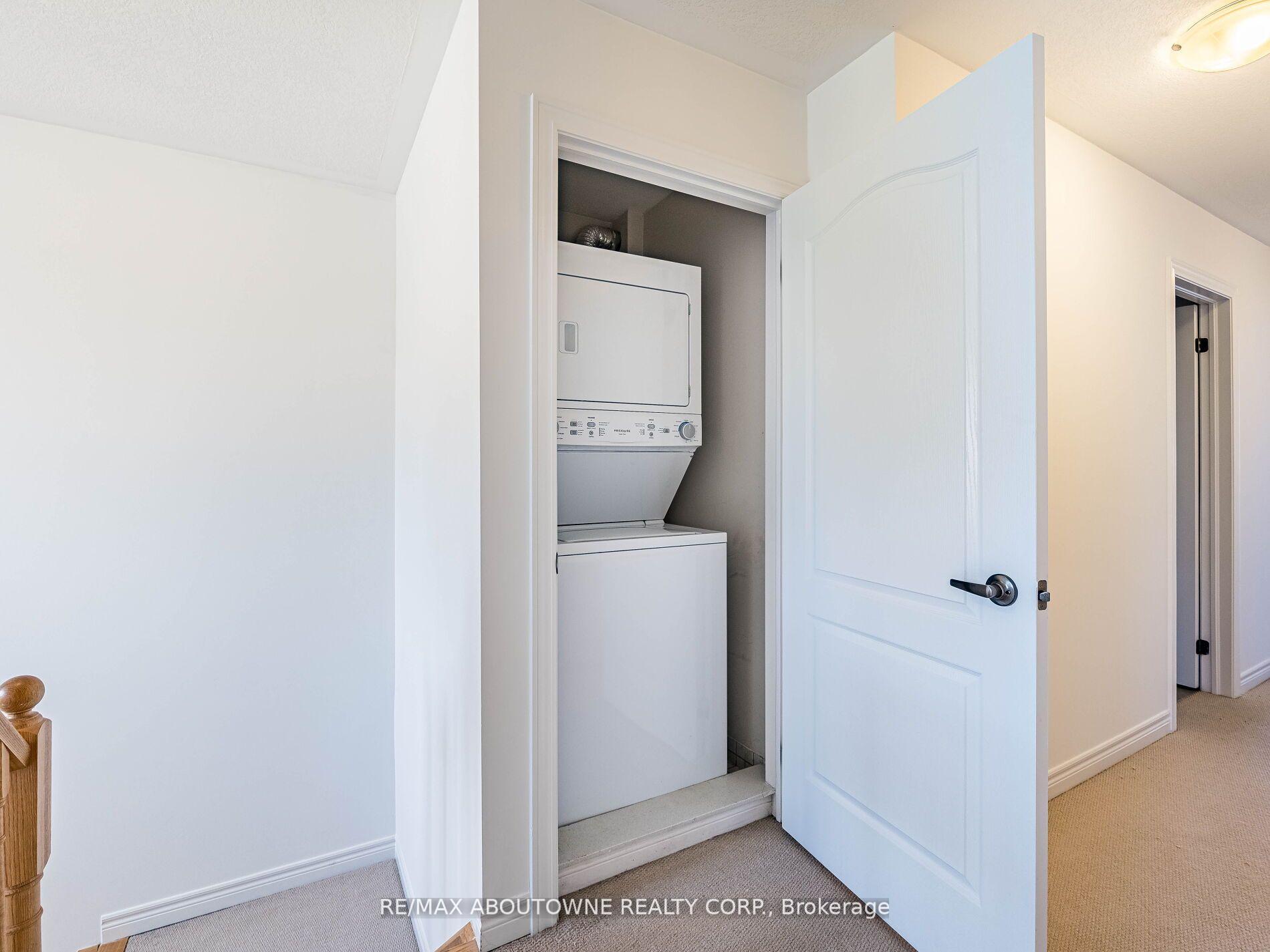Photo 35 of 62 Skinner Drive, Guelph, Grange Road — HOMEH