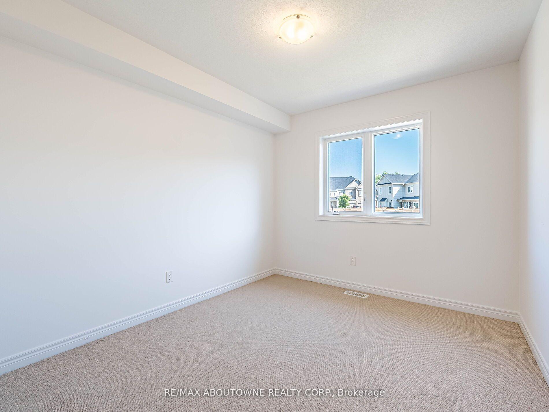 Photo 36 of 62 Skinner Drive, Guelph, Grange Road — HOMEH