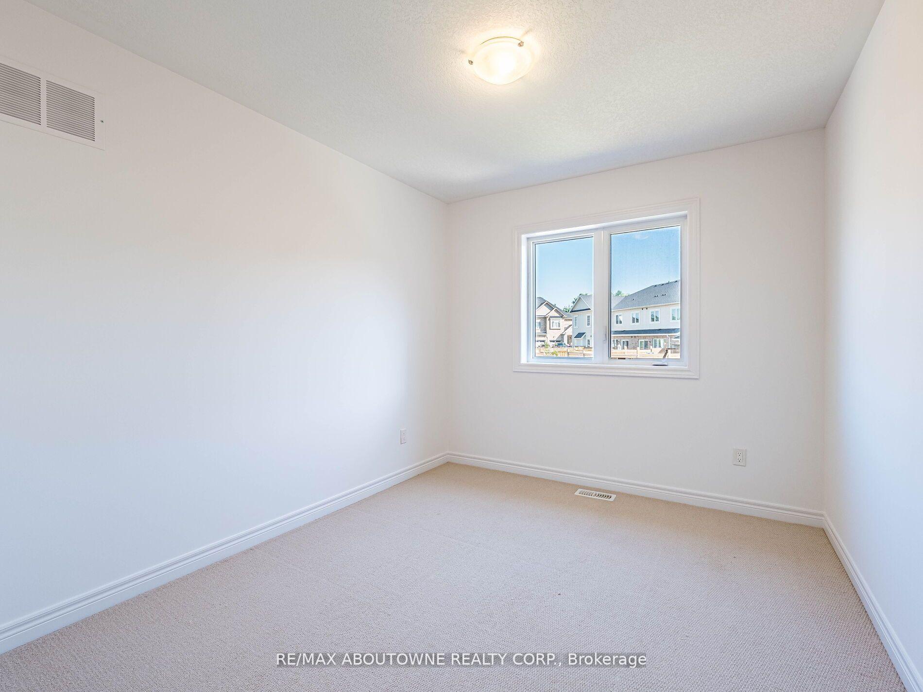 Photo 39 of 62 Skinner Drive, Guelph, Grange Road — HOMEH