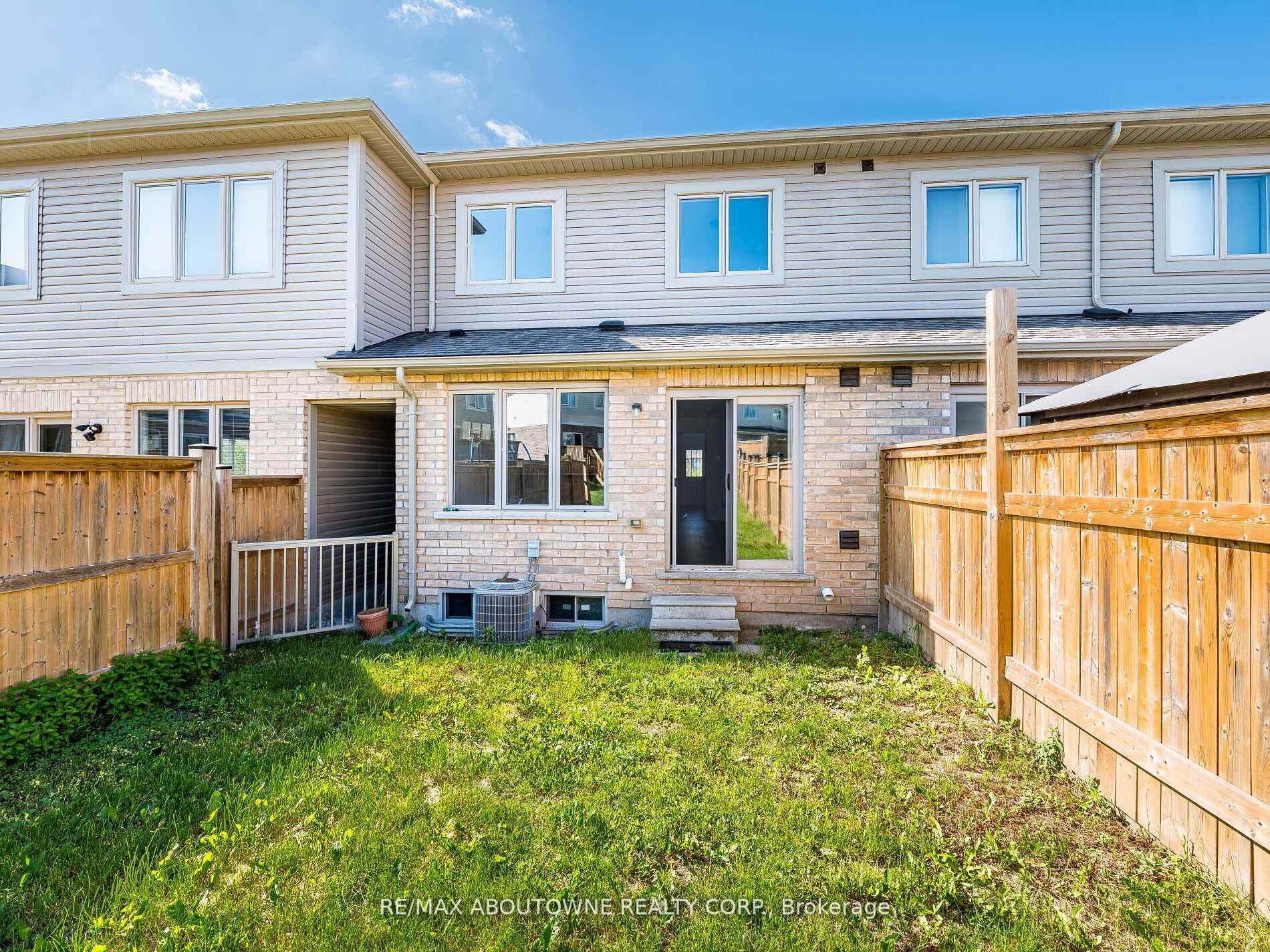Photo 47 of 62 Skinner Drive, Guelph, Grange Road — HOMEH