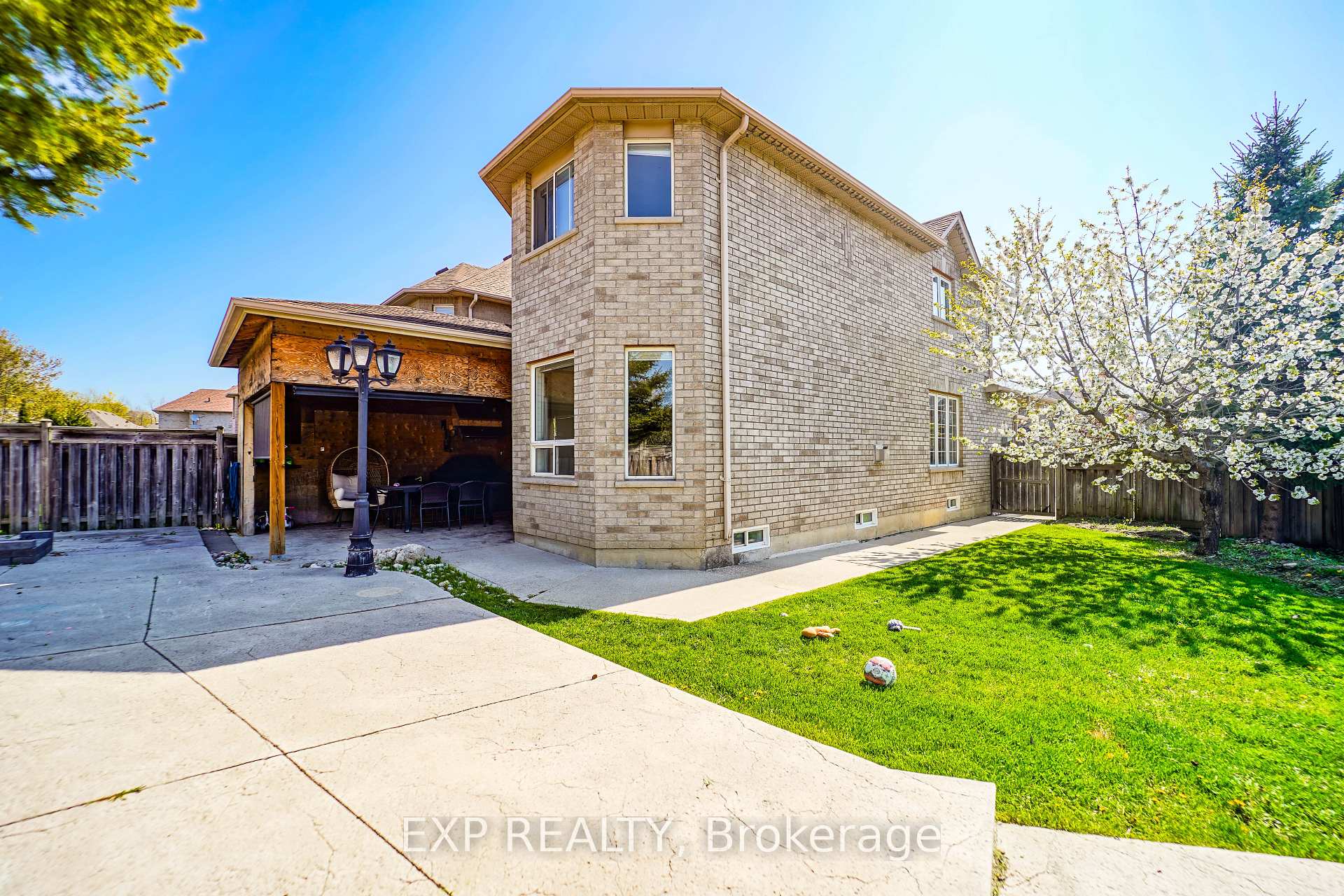 Photo 31 of 36 Headwater Road, Caledon, Bolton West — HOMEH