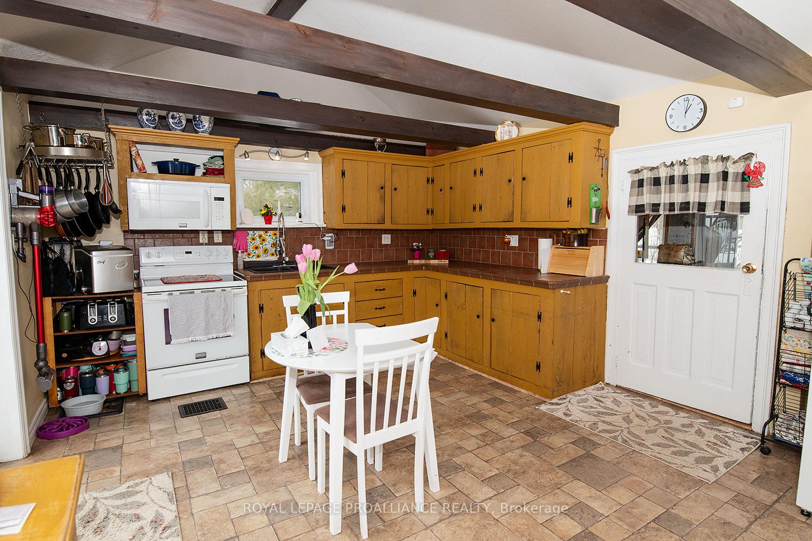 Photo 5 of 1169 Bronk Road, Belleville, Thurlow Ward — HOMEH