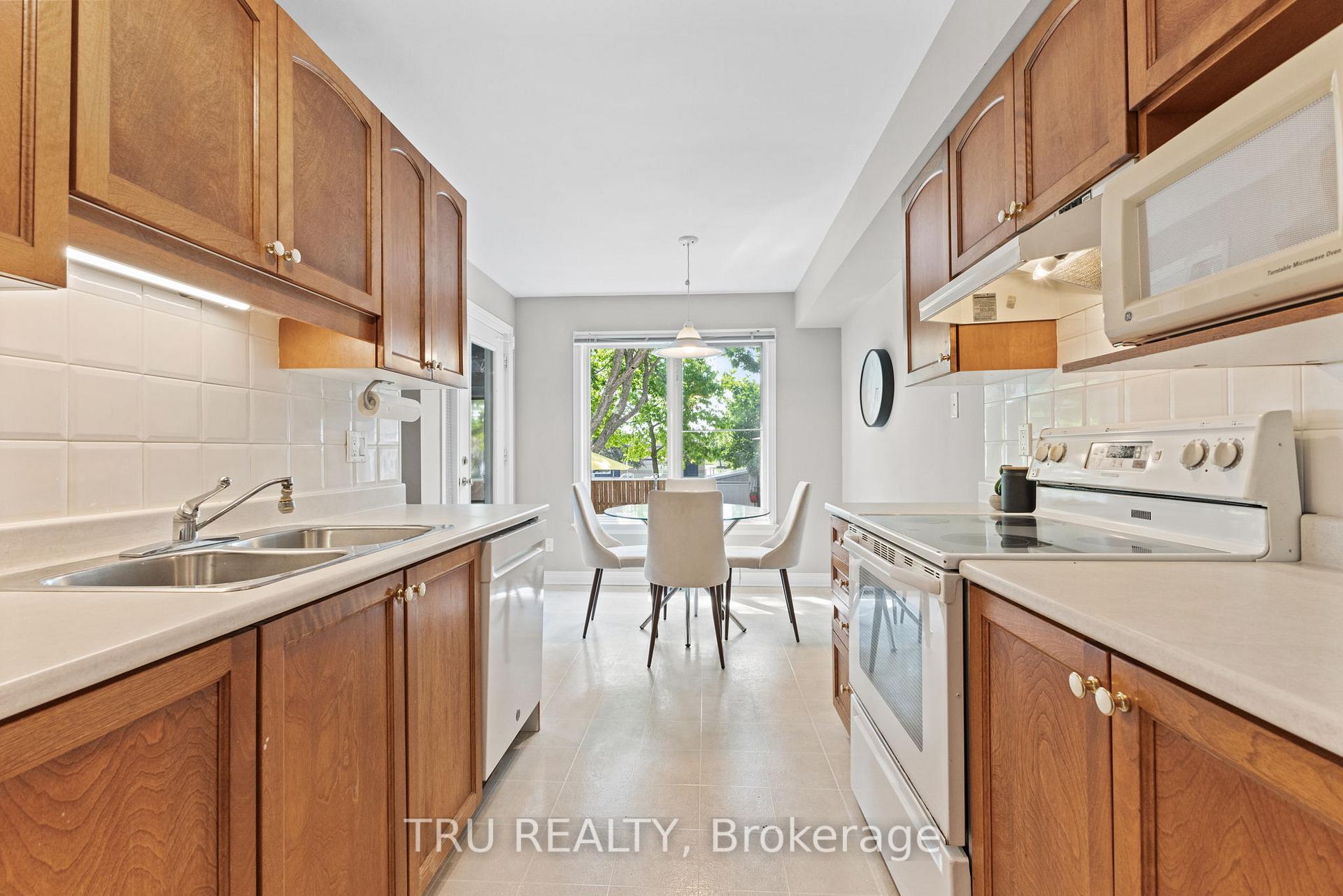 Photo 9 of 116 Redpath Drive, Ottawa, Barrhaven East — HOMEH
