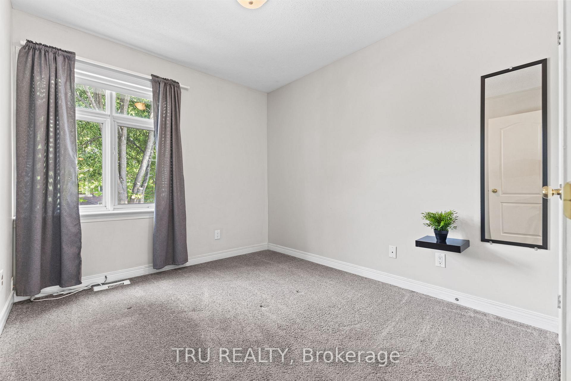 Photo 31 of 116 Redpath Drive, Ottawa, Barrhaven East — HOMEH