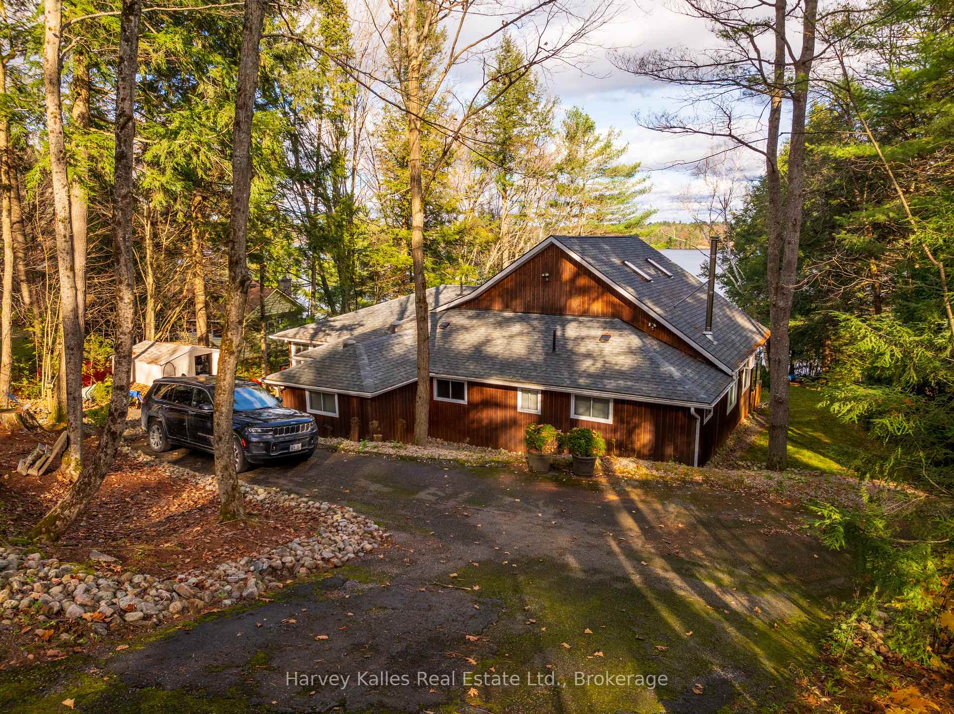 Photo 19 of 1163 Parkers Point Road, Gravenhurst, Muskoka (S) — HOMEH