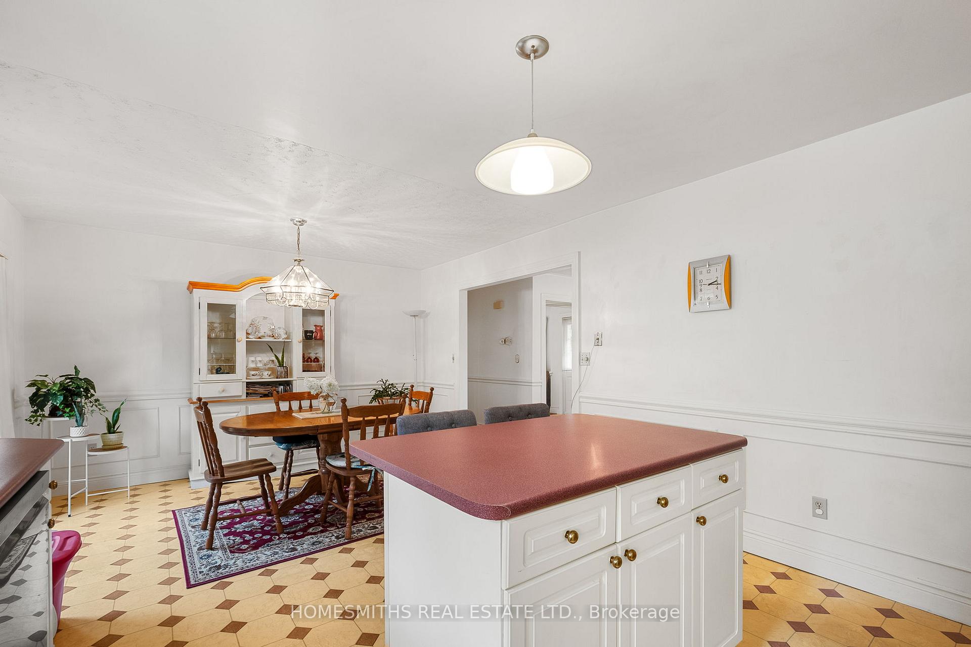 Photo 16 of 8438 Dale Road, Hamilton Township, Rural Hamilton — HOMEH
