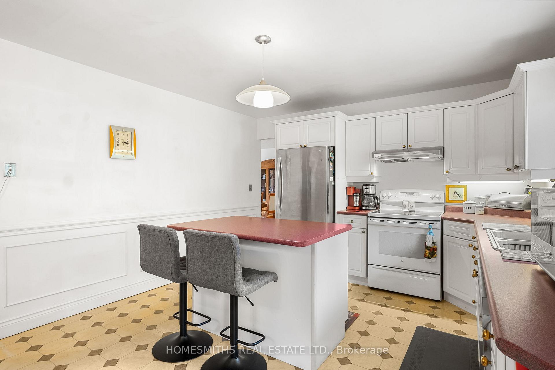 Photo 17 of 8438 Dale Road, Hamilton Township, Rural Hamilton — HOMEH