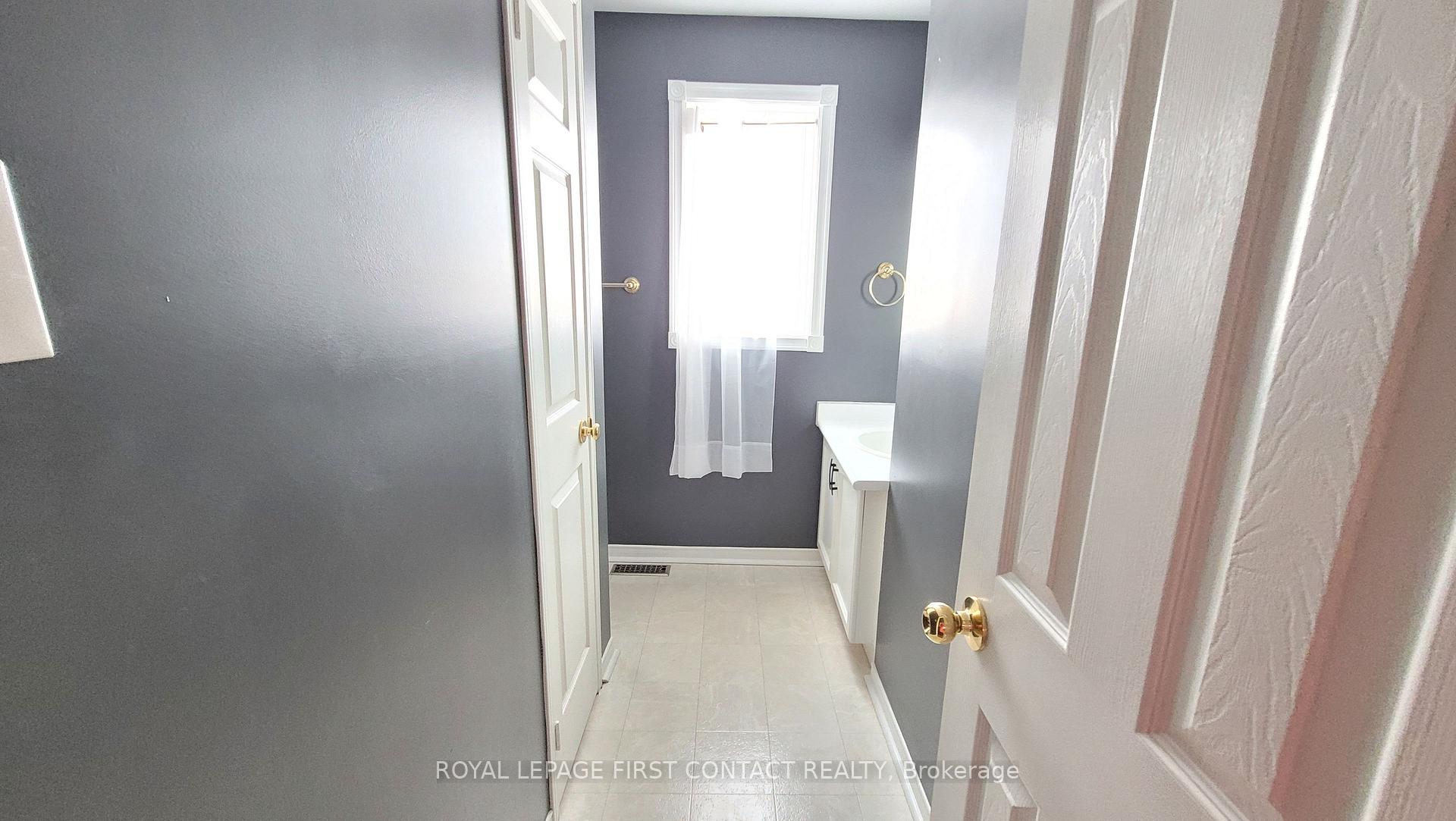 Photo 6 of 129 Loon Avenue, Barrie, Painswick South — HOMEH