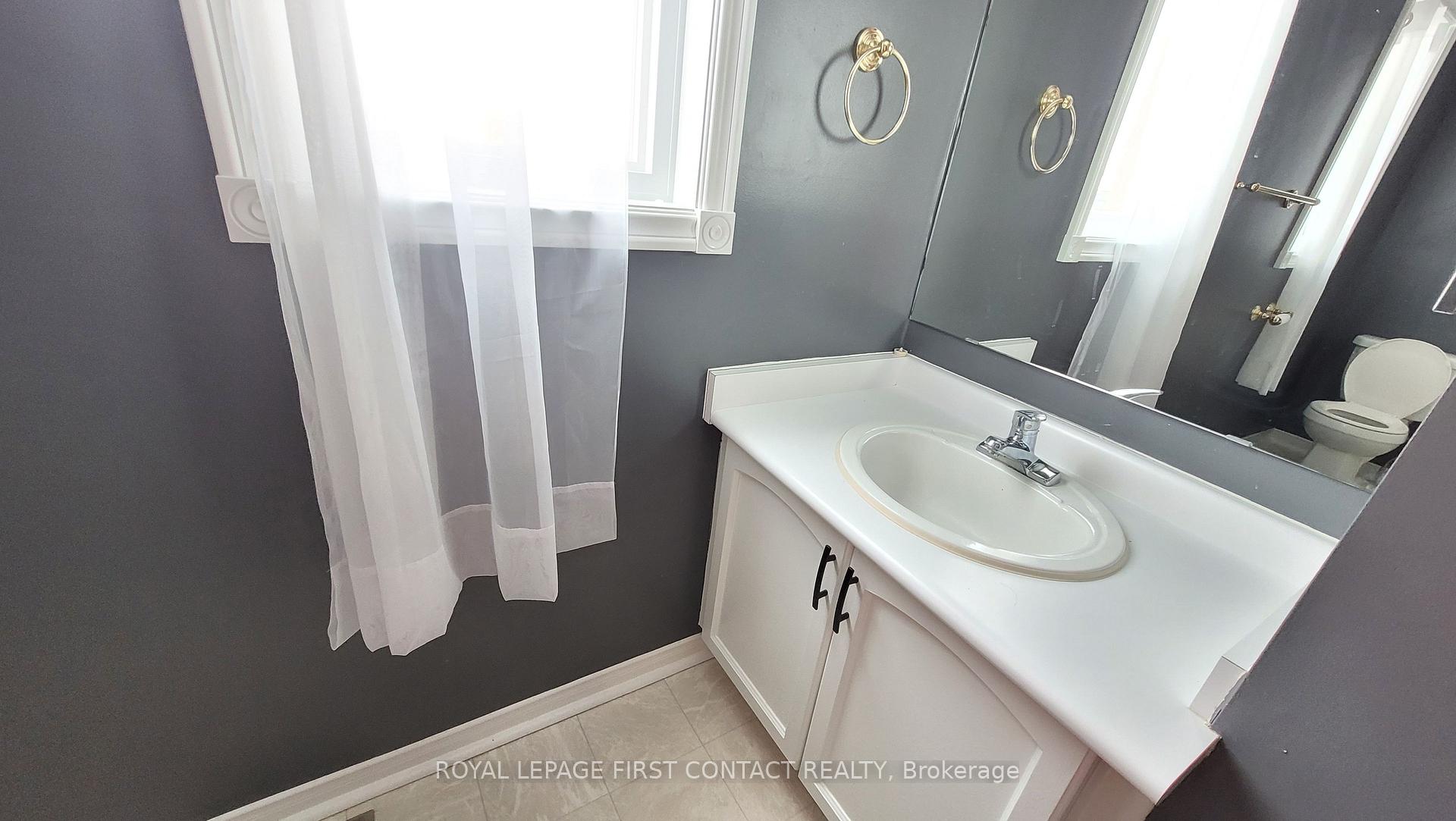 Photo 7 of 129 Loon Avenue, Barrie, Painswick South — HOMEH