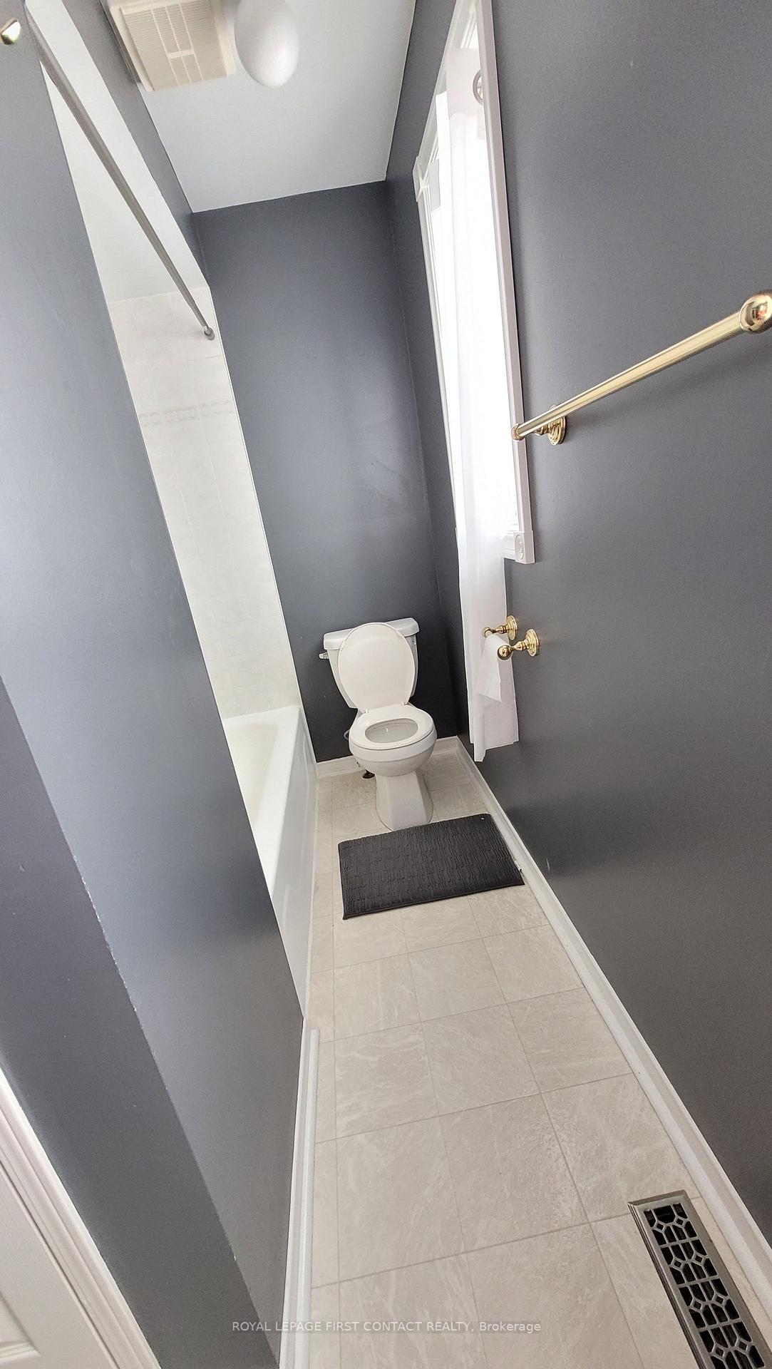 Photo 8 of 129 Loon Avenue, Barrie, Painswick South — HOMEH