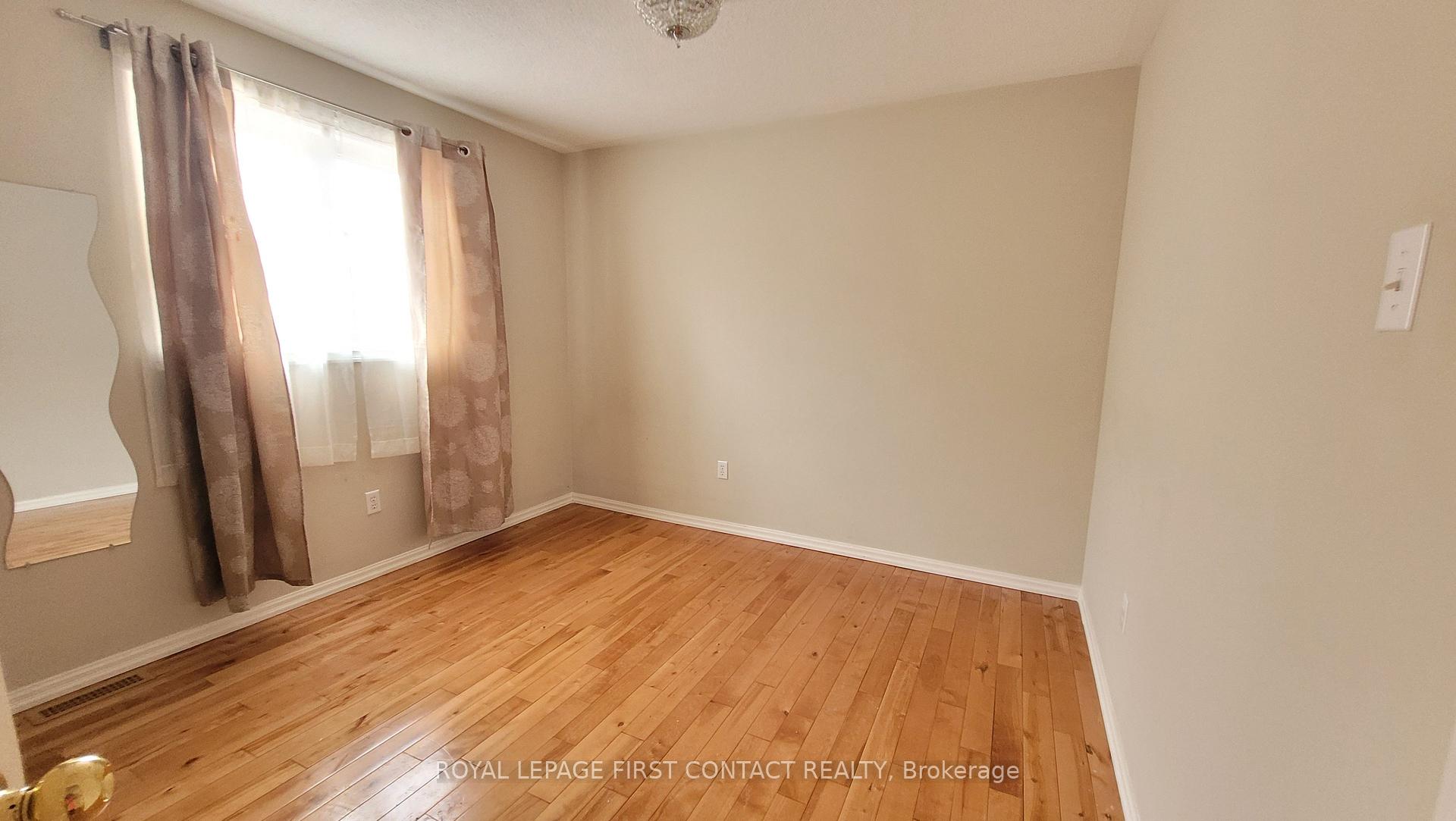 Photo 12 of 129 Loon Avenue, Barrie, Painswick South — HOMEH