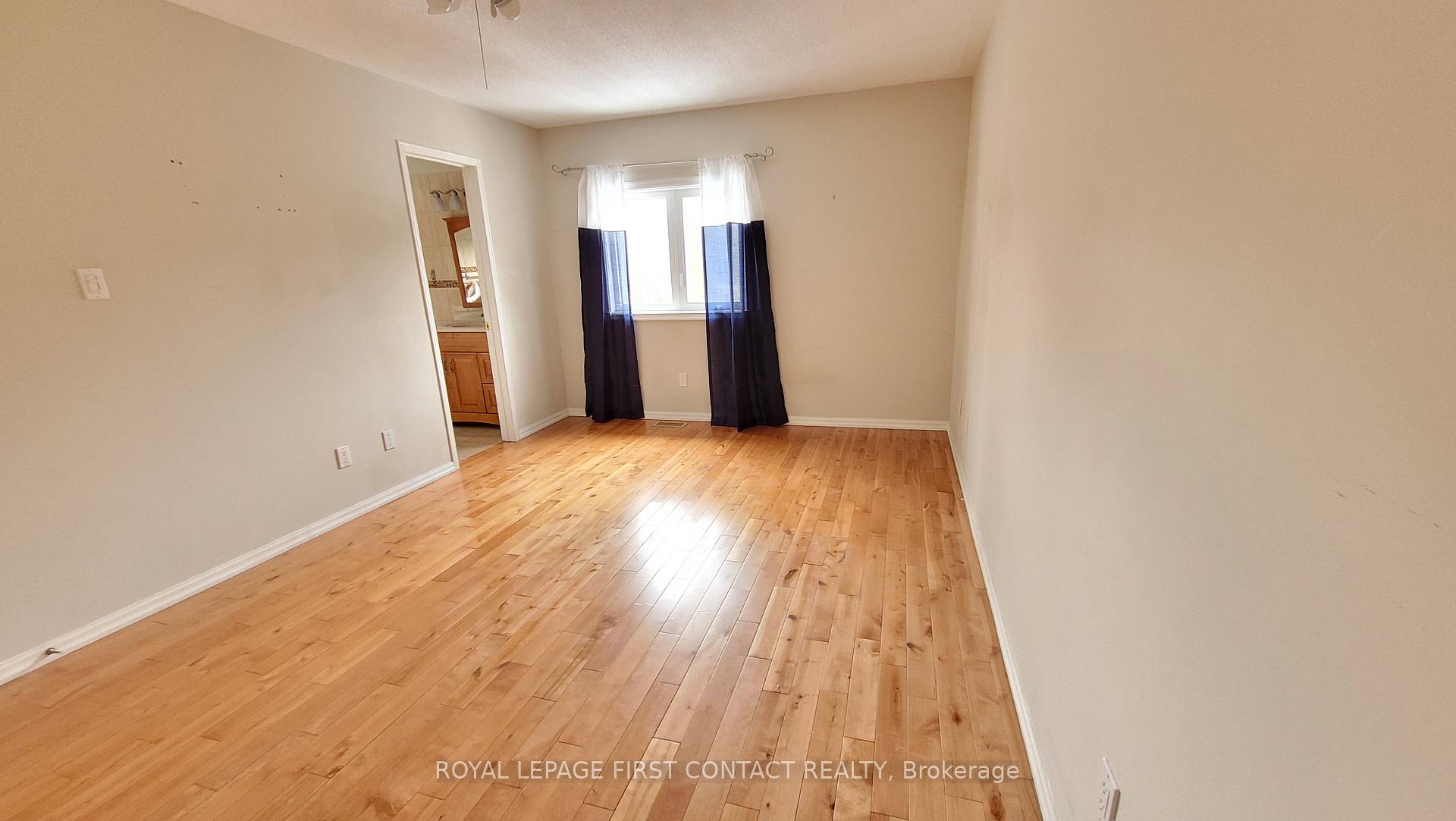 Photo 13 of 129 Loon Avenue, Barrie, Painswick South — HOMEH