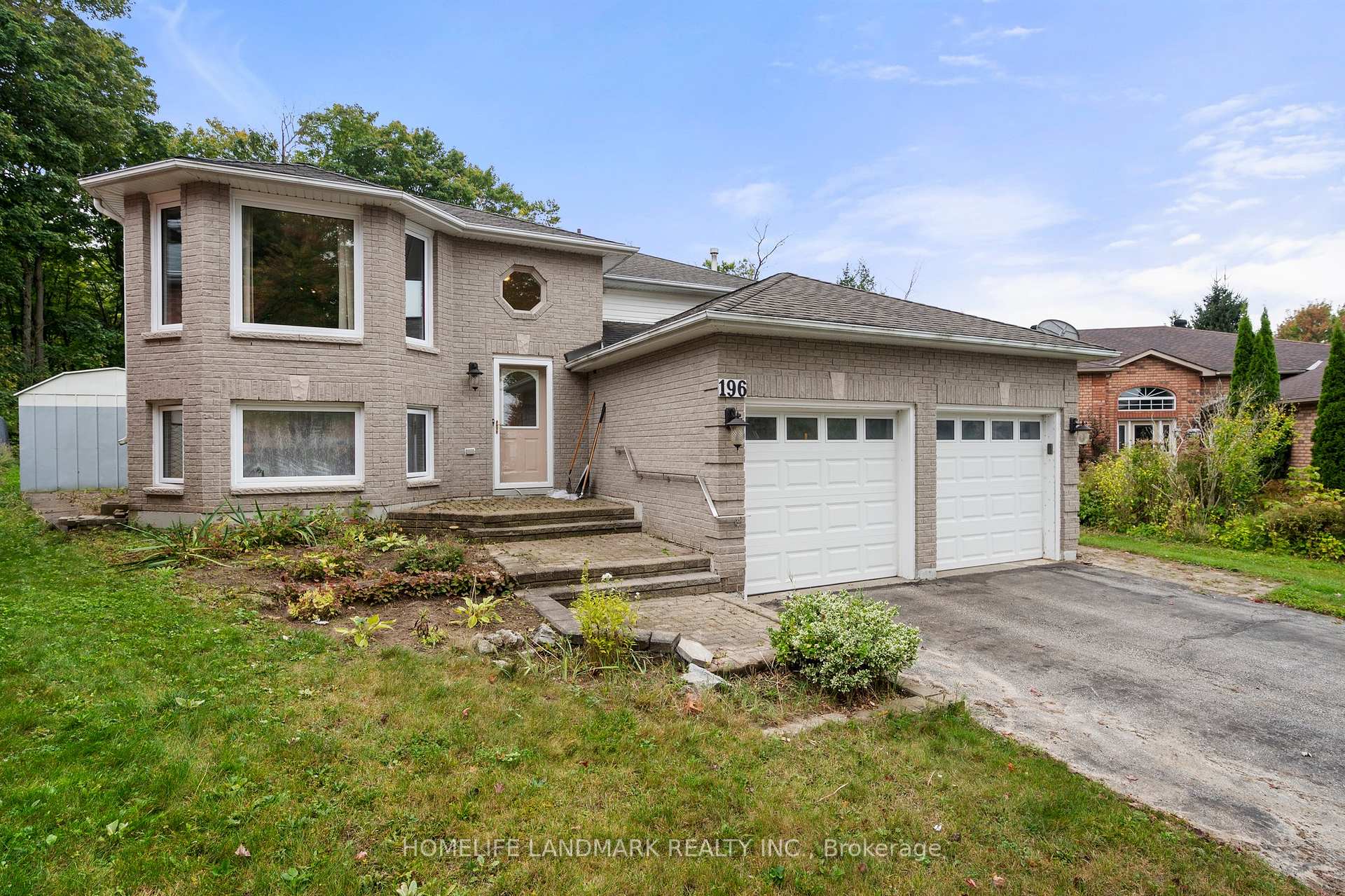 Photo 1 of 196 Columbia Road, Barrie, Holly — HOMEH