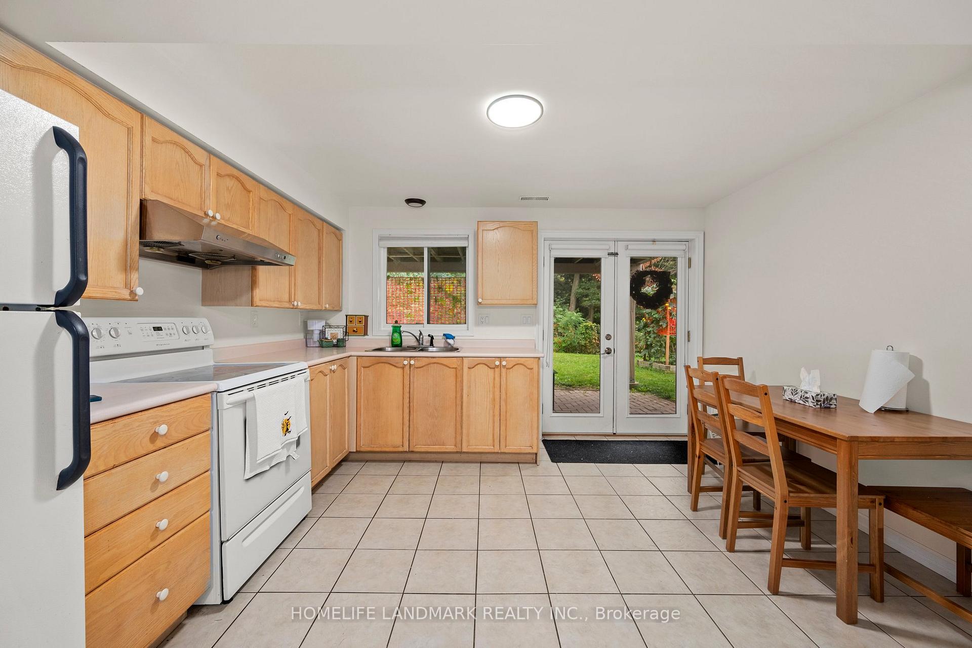 Photo 8 of 196 Columbia Road, Barrie, Holly — HOMEH