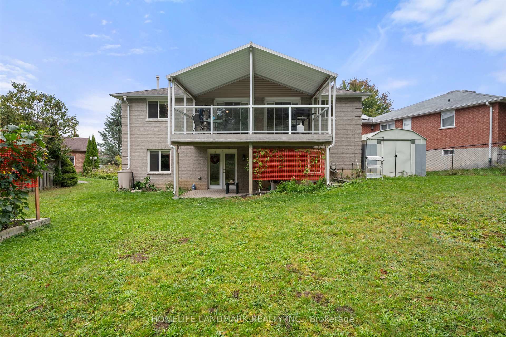 Photo 12 of 196 Columbia Road, Barrie, Holly — HOMEH