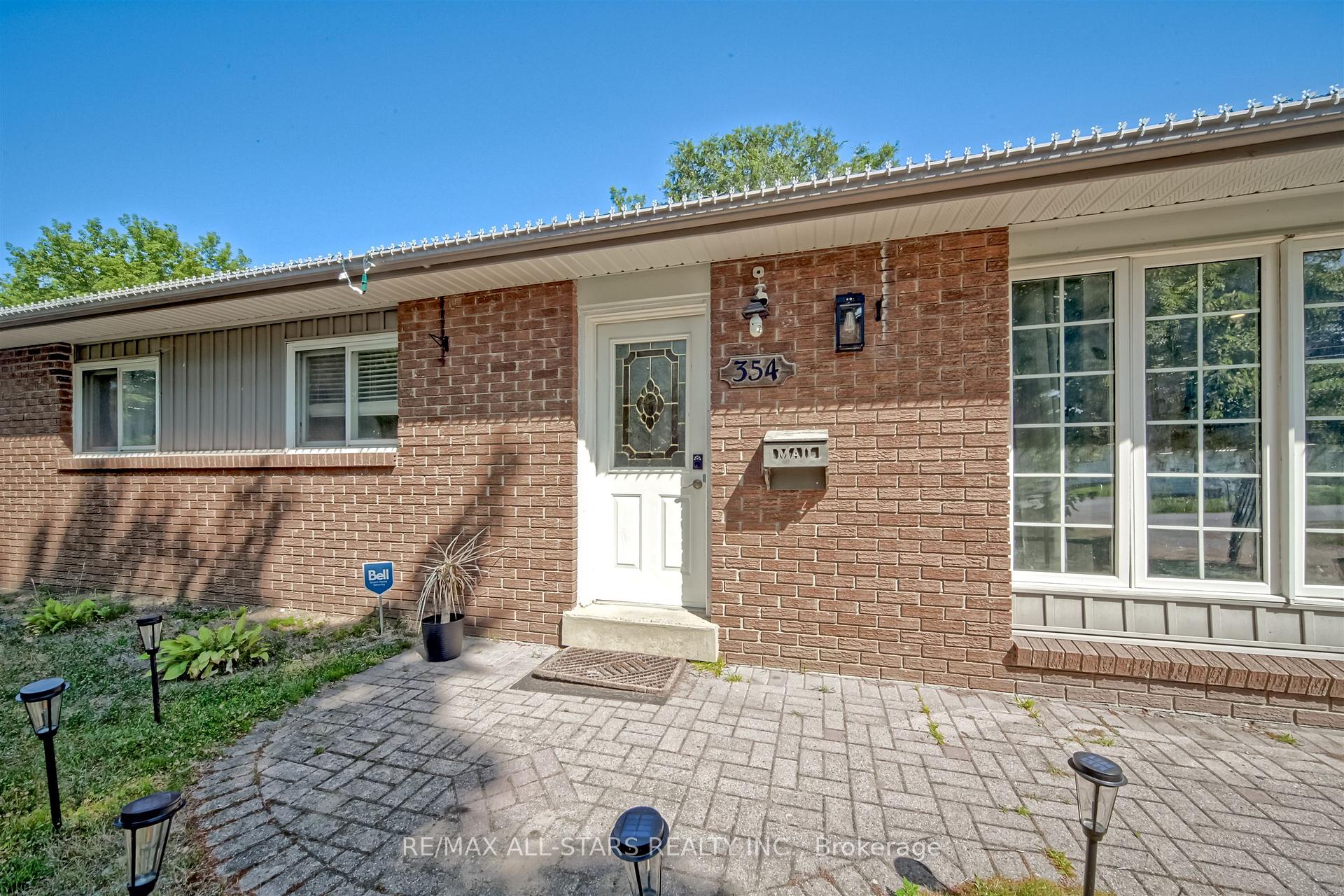 Photo 4 of 354 Adeline Drive, Georgina, Keswick South — HOMEH