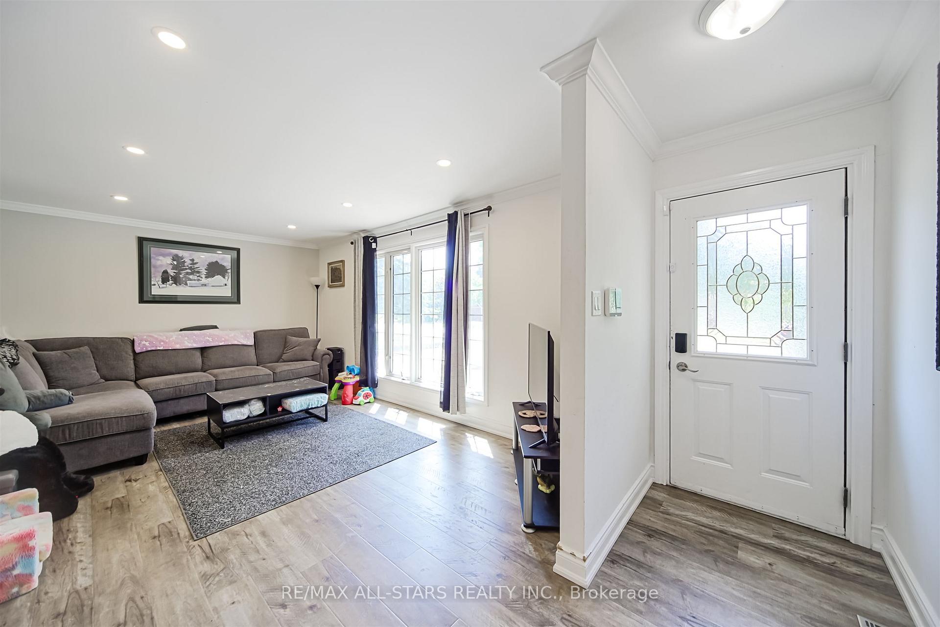 Photo 6 of 354 Adeline Drive, Georgina, Keswick South — HOMEH
