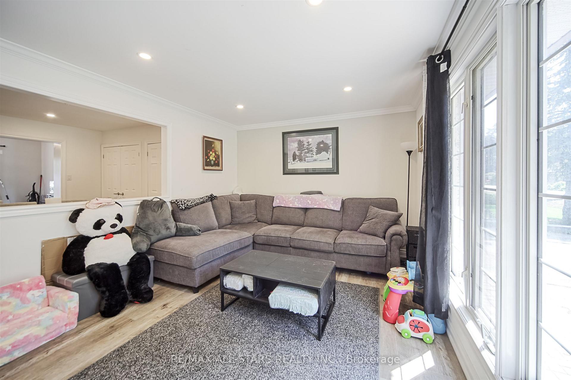 Photo 9 of 354 Adeline Drive, Georgina, Keswick South — HOMEH