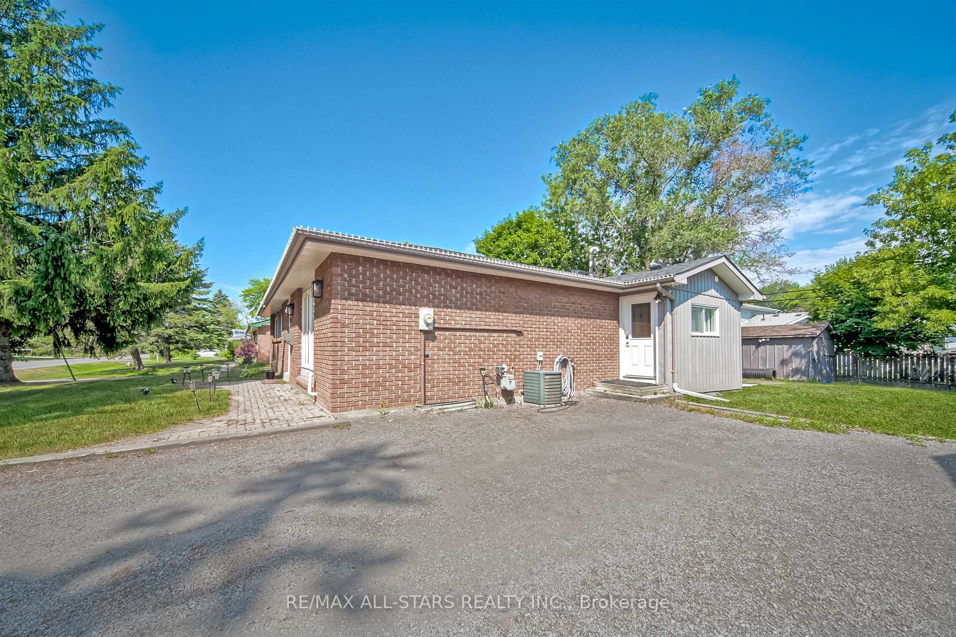 Photo 32 of 354 Adeline Drive, Georgina, Keswick South — HOMEH