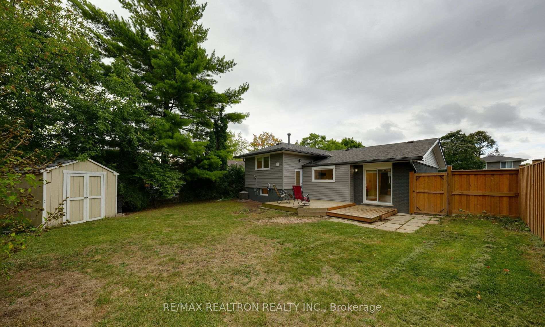 Photo 16 of 529 Parkside Crescent, Burlington, Appleby — HOMEH