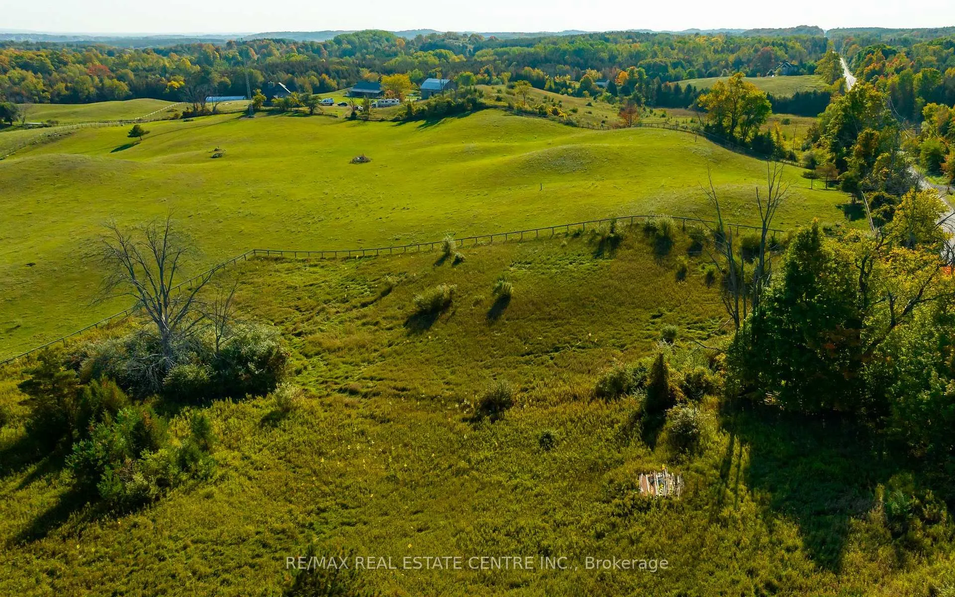 Photo 3 of 17479 The Gore Road, Caledon, Rural Caledon — HOMEH