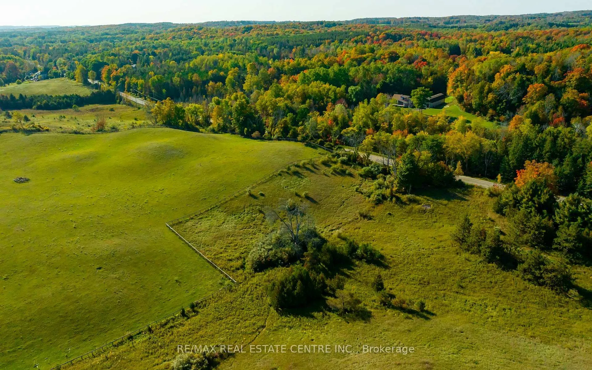 Photo 7 of 17479 The Gore Road, Caledon, Rural Caledon — HOMEH
