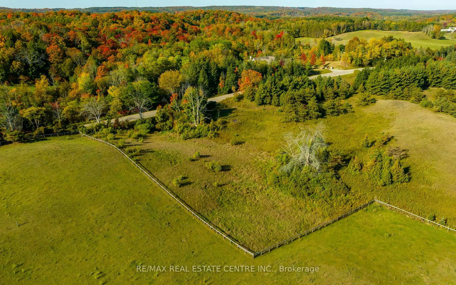 Photo 8 of 17479 The Gore Road, Caledon, Rural Caledon — HOMEH