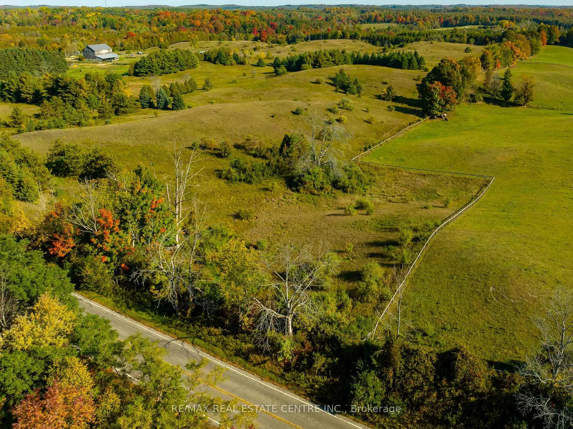 Photo 17 of 17479 The Gore Road, Caledon, Rural Caledon — HOMEH
