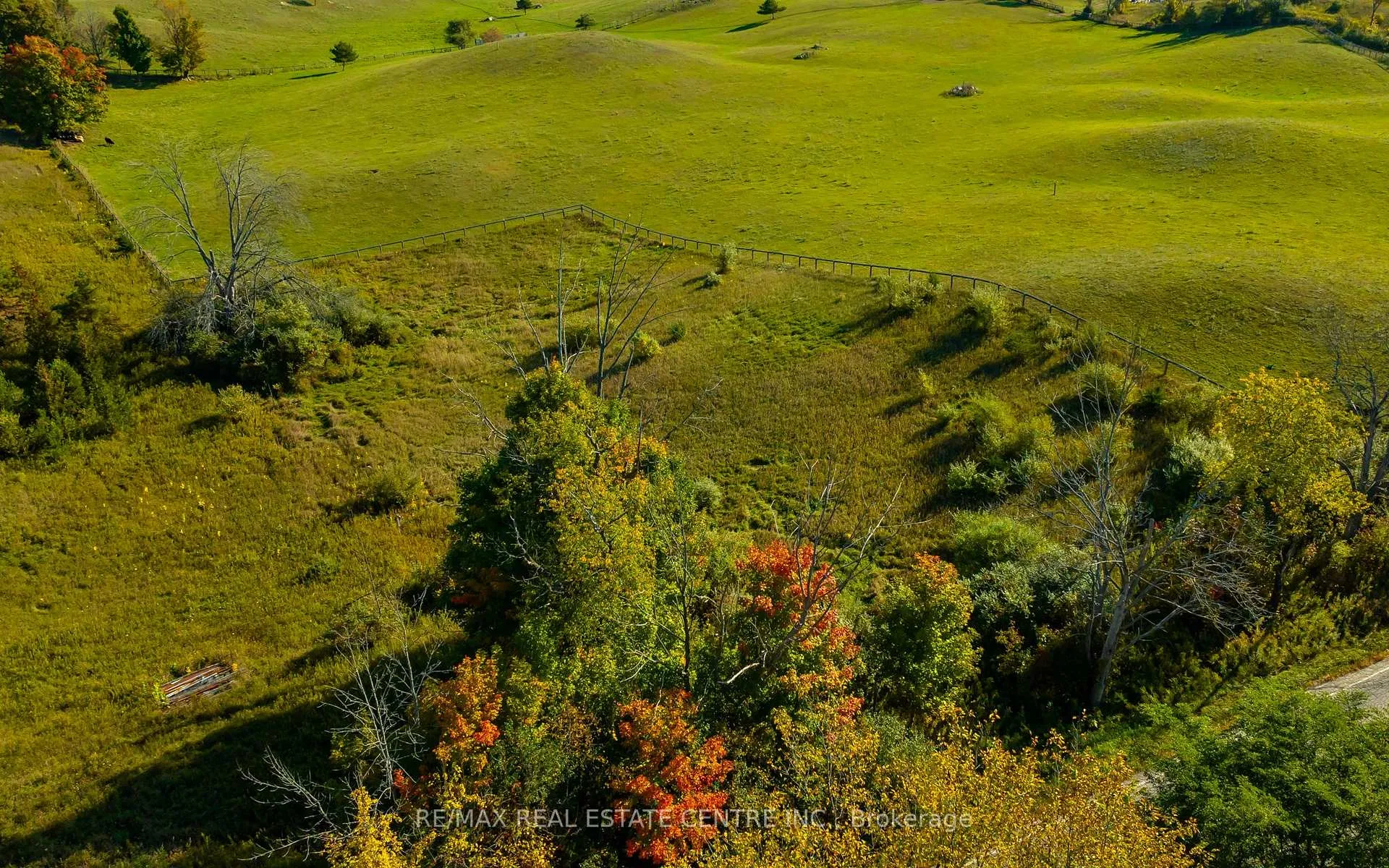 Photo 21 of 17479 The Gore Road, Caledon, Rural Caledon — HOMEH